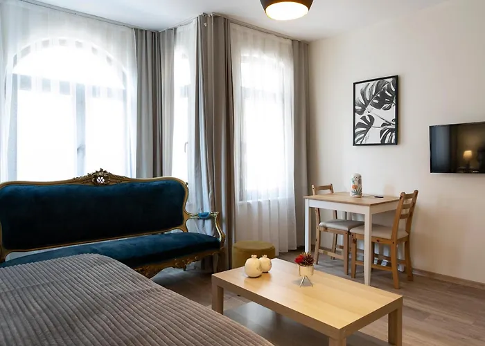 Happy Homes & Taksim