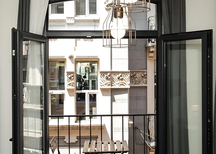 Happy Homes & Taksim Апартаменты